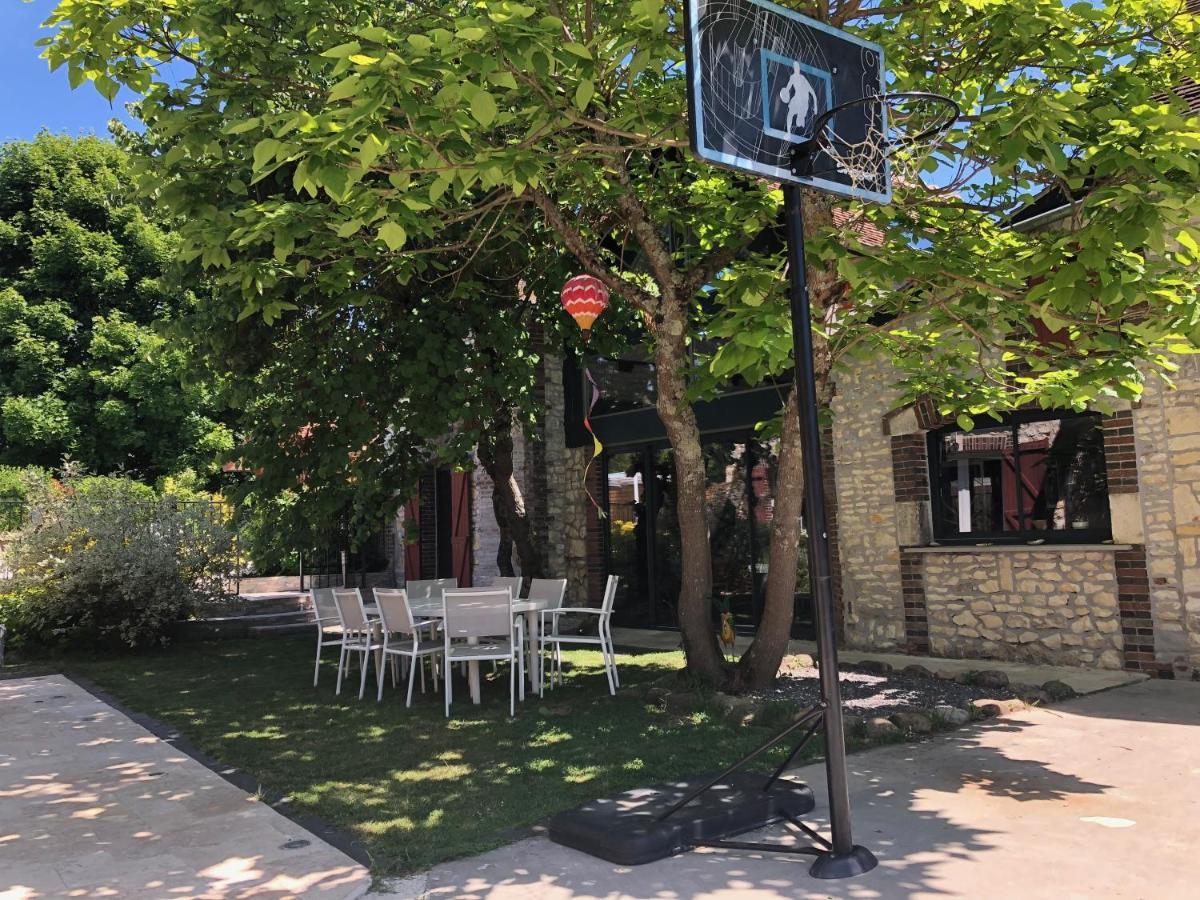 Saint-Maurice-le-Vieil Le Rouge & Blanc Bed & Breakfast エクステリア 写真