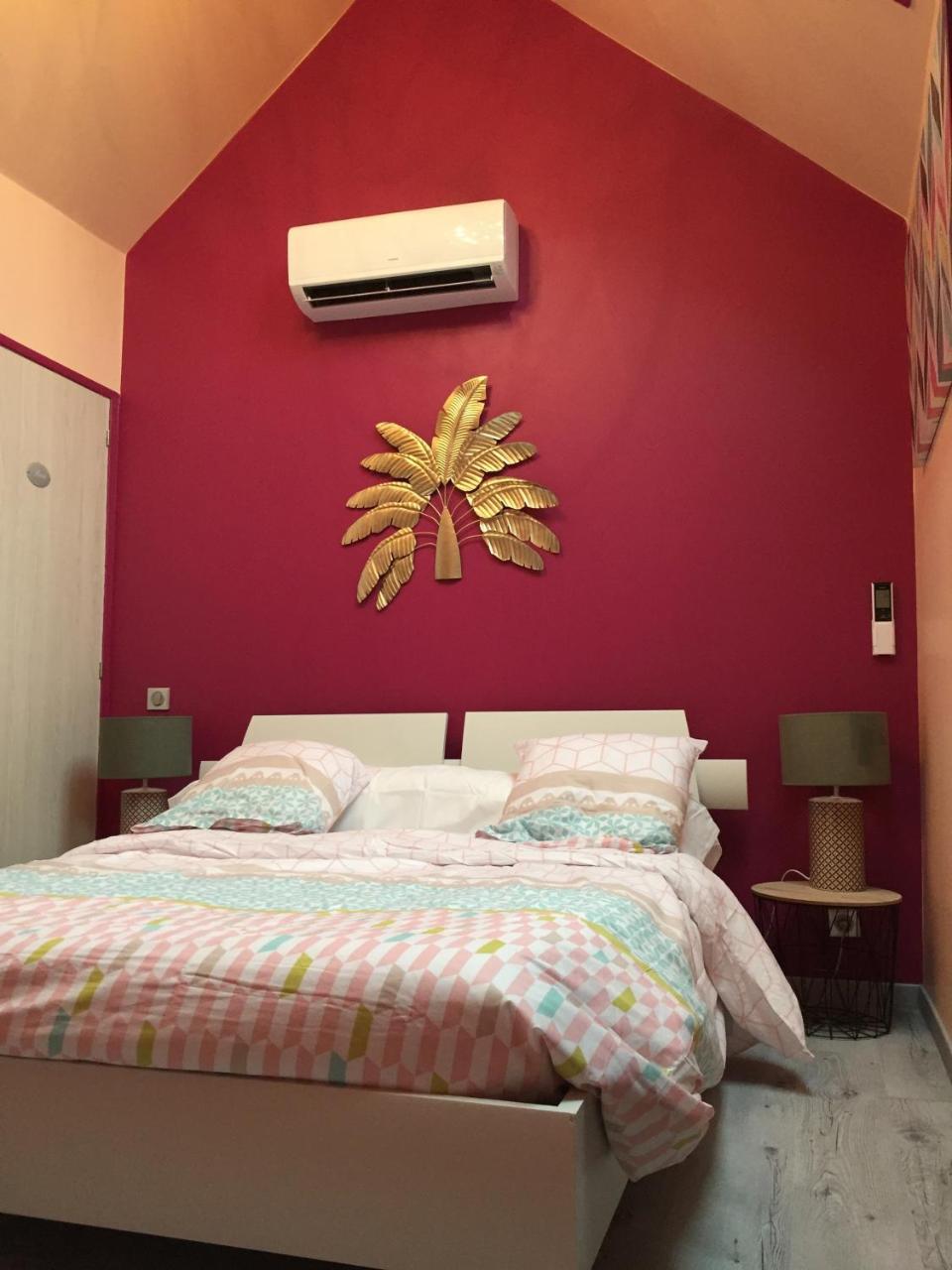 Saint-Maurice-le-Vieil Le Rouge & Blanc Bed & Breakfast エクステリア 写真