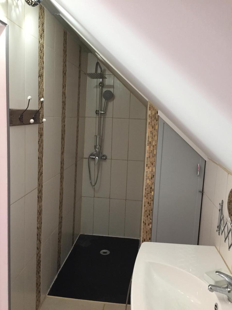 Saint-Maurice-le-Vieil Le Rouge & Blanc Bed & Breakfast エクステリア 写真