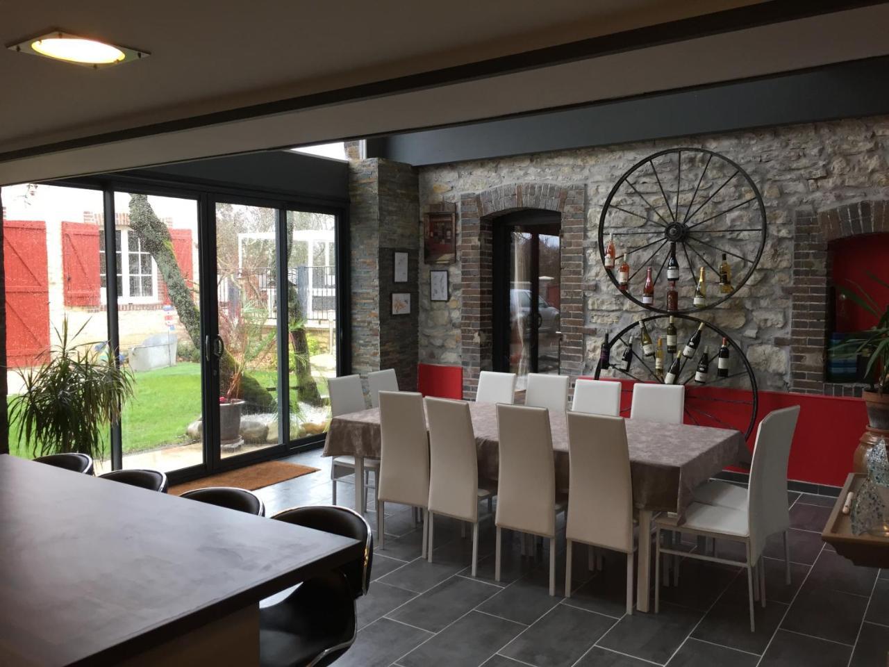 Saint-Maurice-le-Vieil Le Rouge & Blanc Bed & Breakfast エクステリア 写真