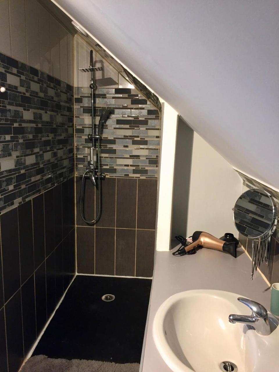 Saint-Maurice-le-Vieil Le Rouge & Blanc Bed & Breakfast エクステリア 写真