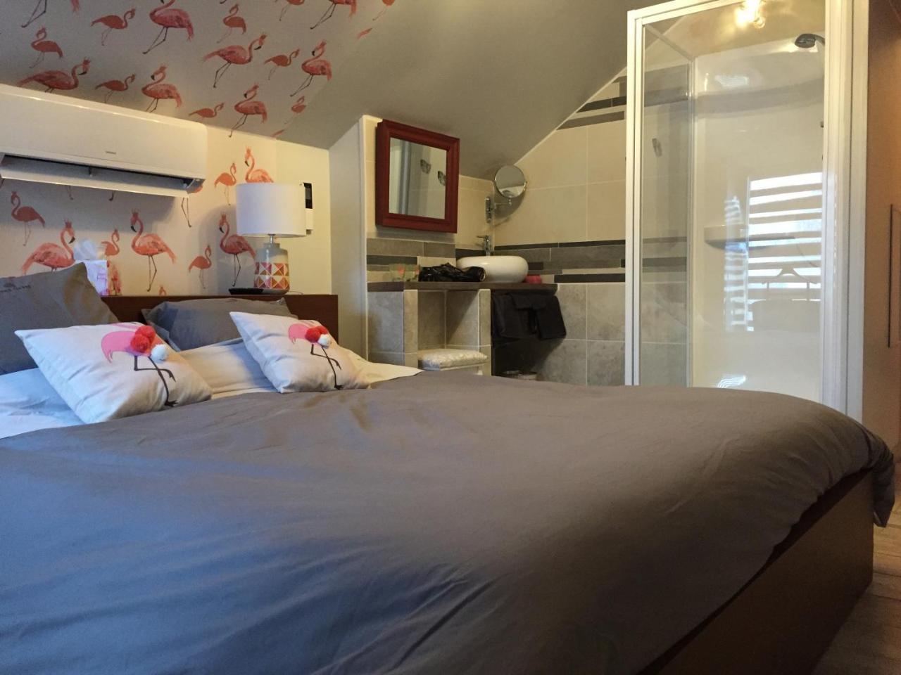 Saint-Maurice-le-Vieil Le Rouge & Blanc Bed & Breakfast エクステリア 写真